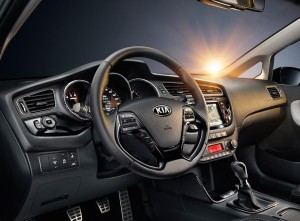 Kia-ceed-2012-interior