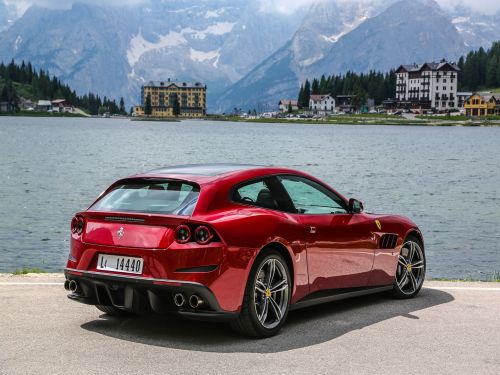 ferrari-gtc4lusso-3