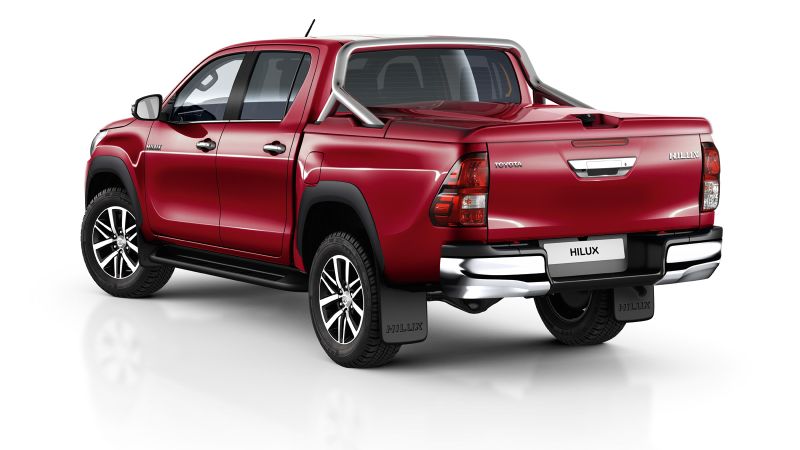 toyota-Hilux-2015-exterior-tme-014-a-full_tcm-3043-466175