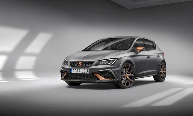 1504881946_Leon_Cupra_R__1_