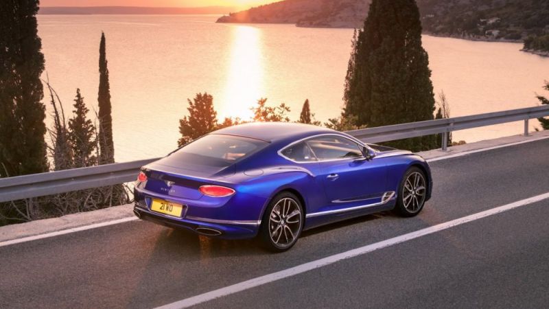 bentley-continental-GT-03-1000x562