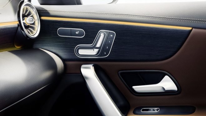 2018mercedesaclassint9-660x371