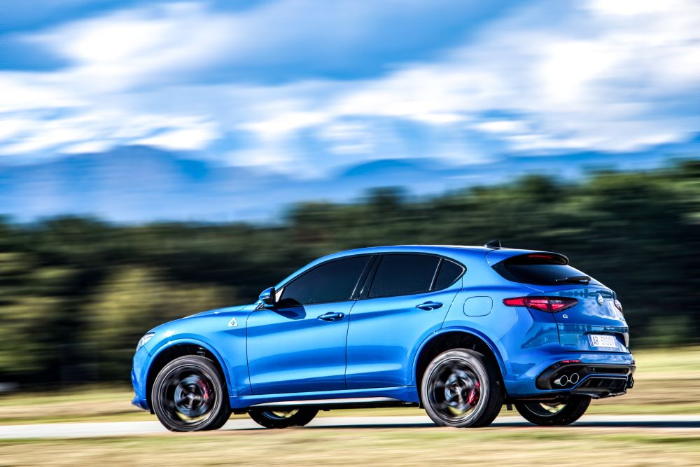 Alfa Romeo Stelvio Quadrifoglio-4