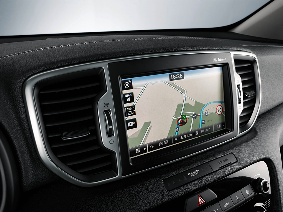 tr-sportage-features-interior-thumbnail-screen-navigation_w
