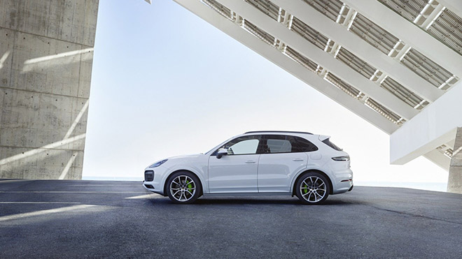 2019porschecayenneehybrid3