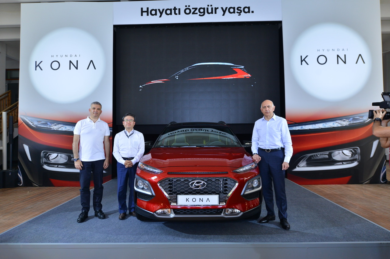 Hyundai Genel Muduru Onder Goker-Baskan Mong Hyun Yoon-Yonetim Kurulu Baskani Ali Kibar