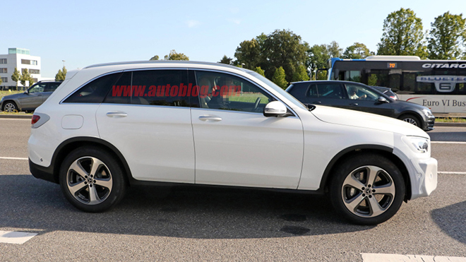 Mercedes-Benz-GLC-Class-102