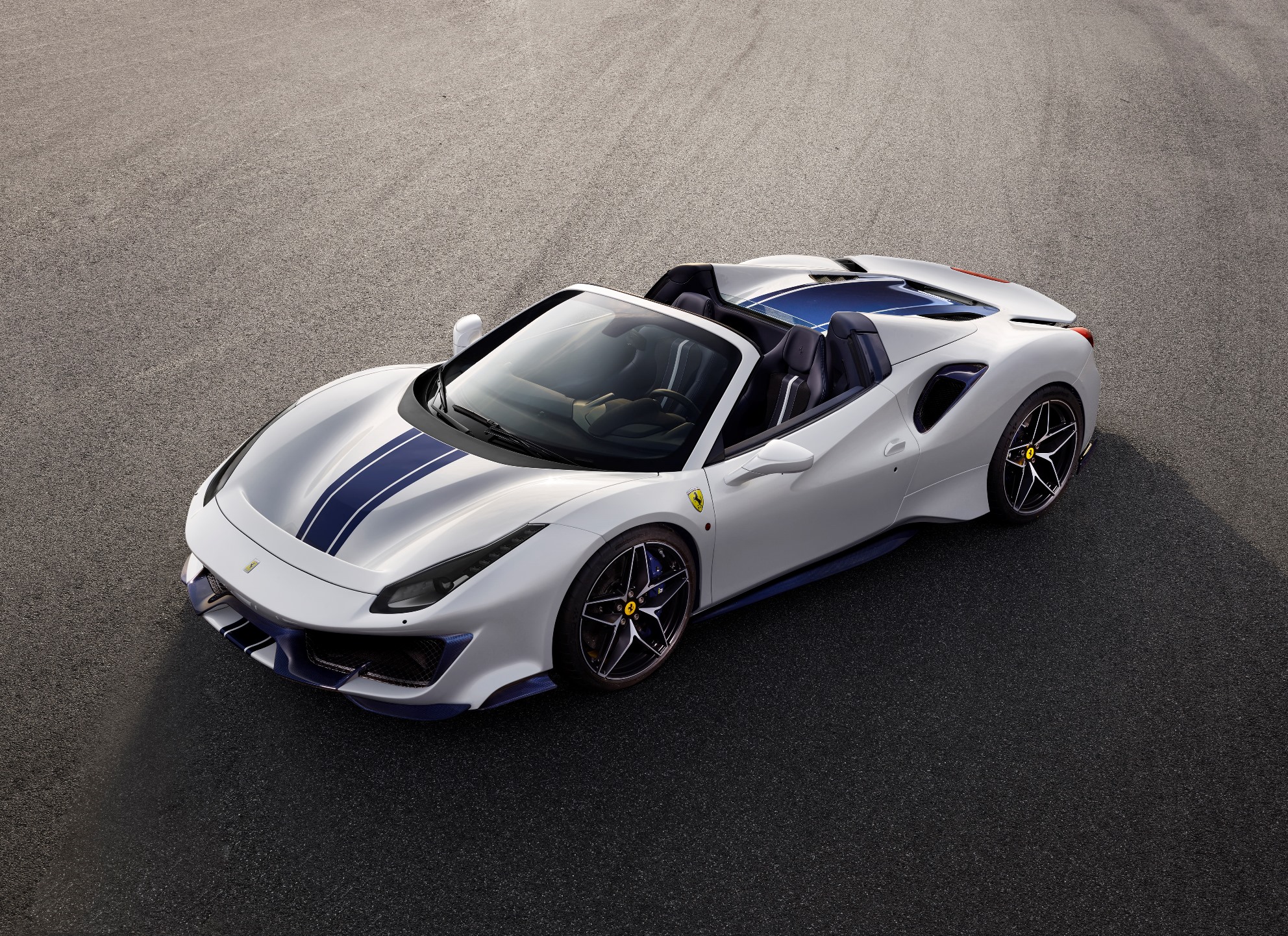 Ferrari 488 Pista Spider-1