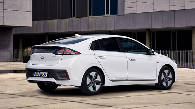 2020ioniq10