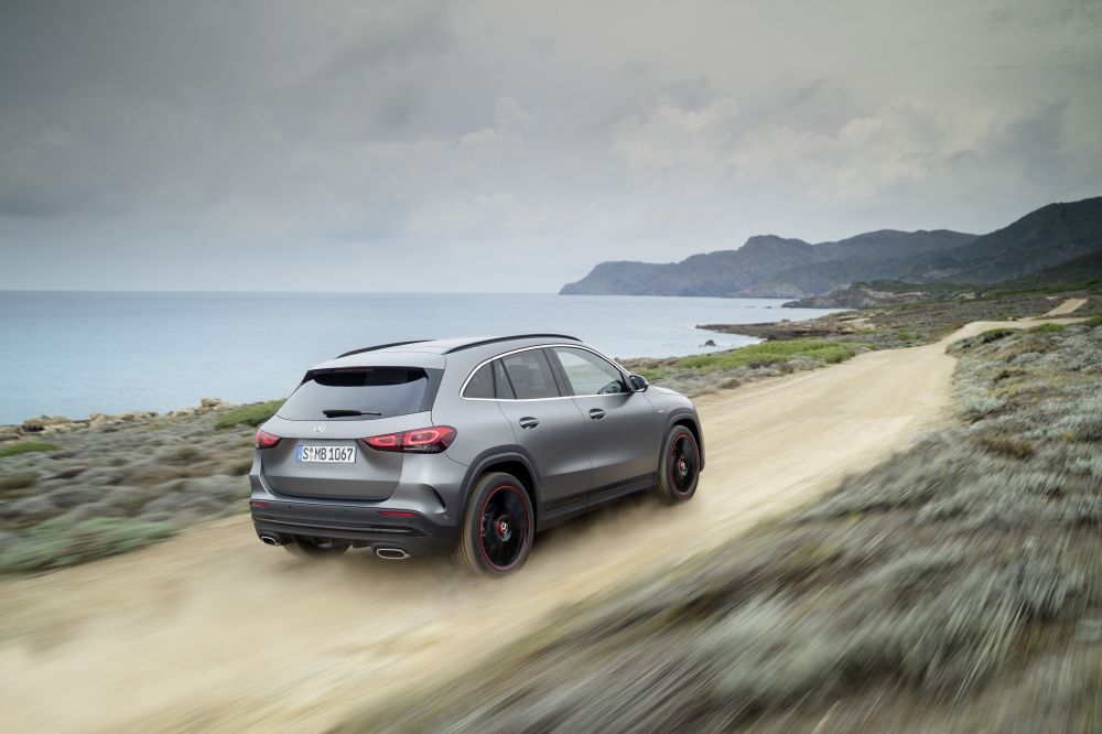 Mercedes-Benz GLA, Edition1, AMG Line, mountaingrau magno  Mercedes-Benz GLA, Edition1, AMG Line, mountain grey MAGNO