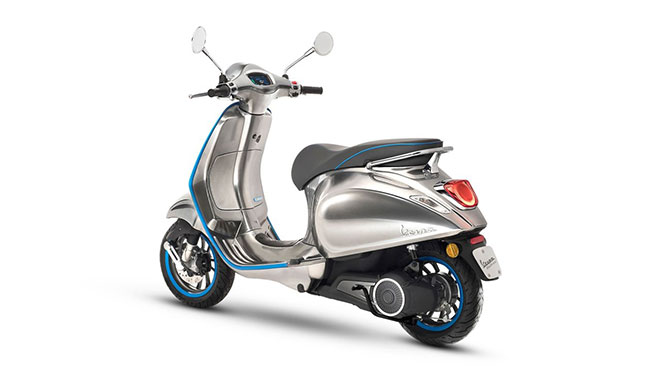 elektrikli-motosiklet-vespa-elettrica-icin-performans-citasini-yukselten-yeni-versiyon-2