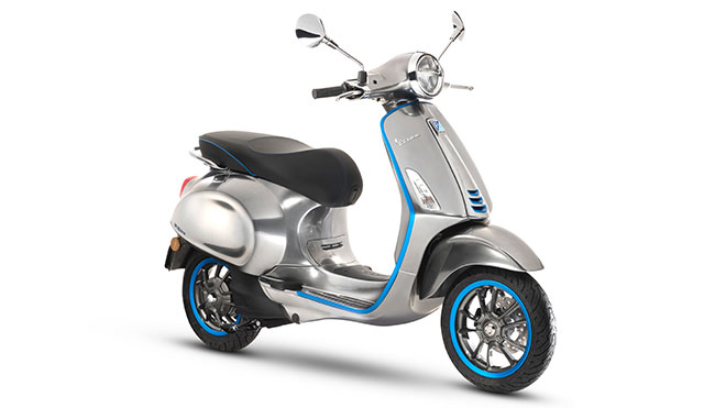 elektrikli-motosiklet-vespa-elettrica-icin-performans-citasini-yukselten-yeni-versiyon-3