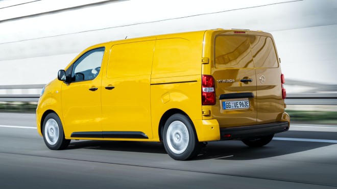 opel-vivaro-e-2