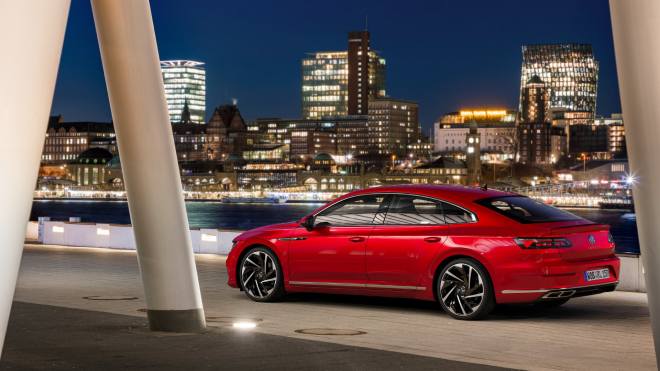 2021-Volkswagen-Arteon-2