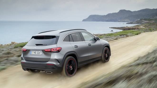 2020mercedesgla-3