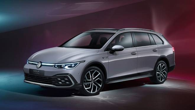 2021-volkswagen-golf-4