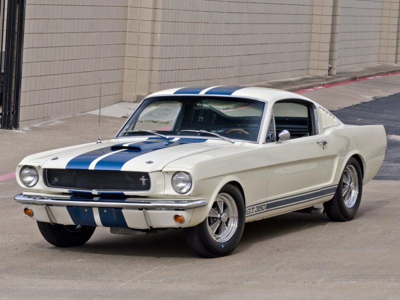 Ford_Shelby_Mustang_GT_350_1
