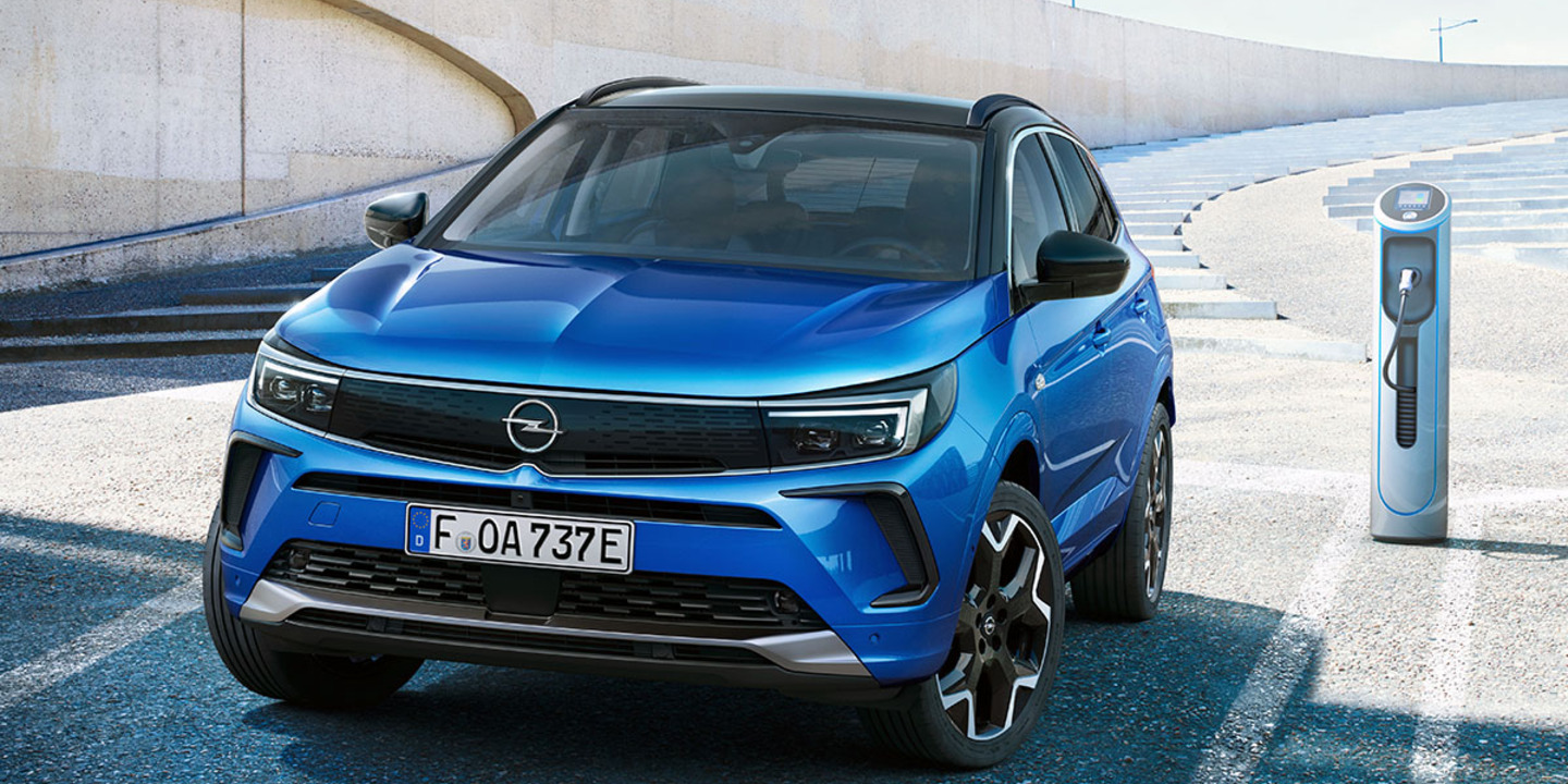 1623220849_Facelift-2021-Opel-Grandland-gets-Vizor-front