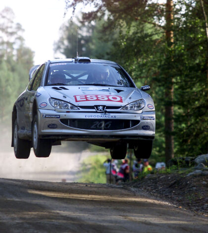 Marcus Gronholm - Timo Rautiainen (Fin), Peugeot 206 WRC, action during the World Rally Championship 2000  Finish rally on August 10 at Jyvaskyla, Finland -  Photo: Frdric Le FlocÕh /  DPPI