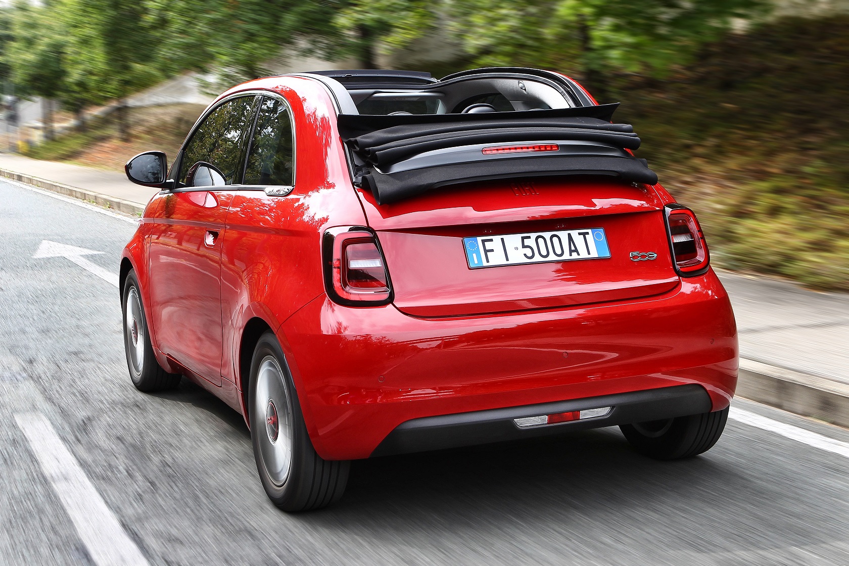 Fiat 500 (RED)- 3