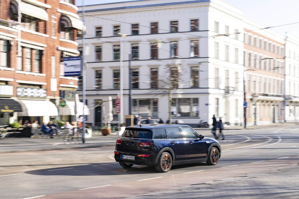 1680171068_MINI_CLUBMAN_FINAL_EDITION__3_